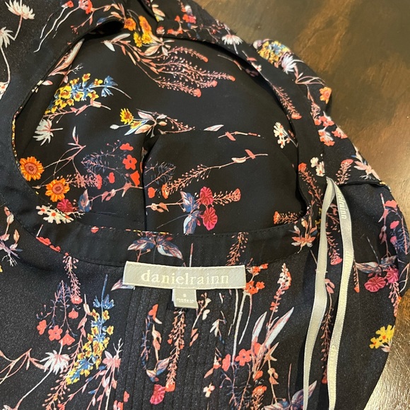 Small Daniel Rainn Button up Floral Shirt - Picture 5 of 5